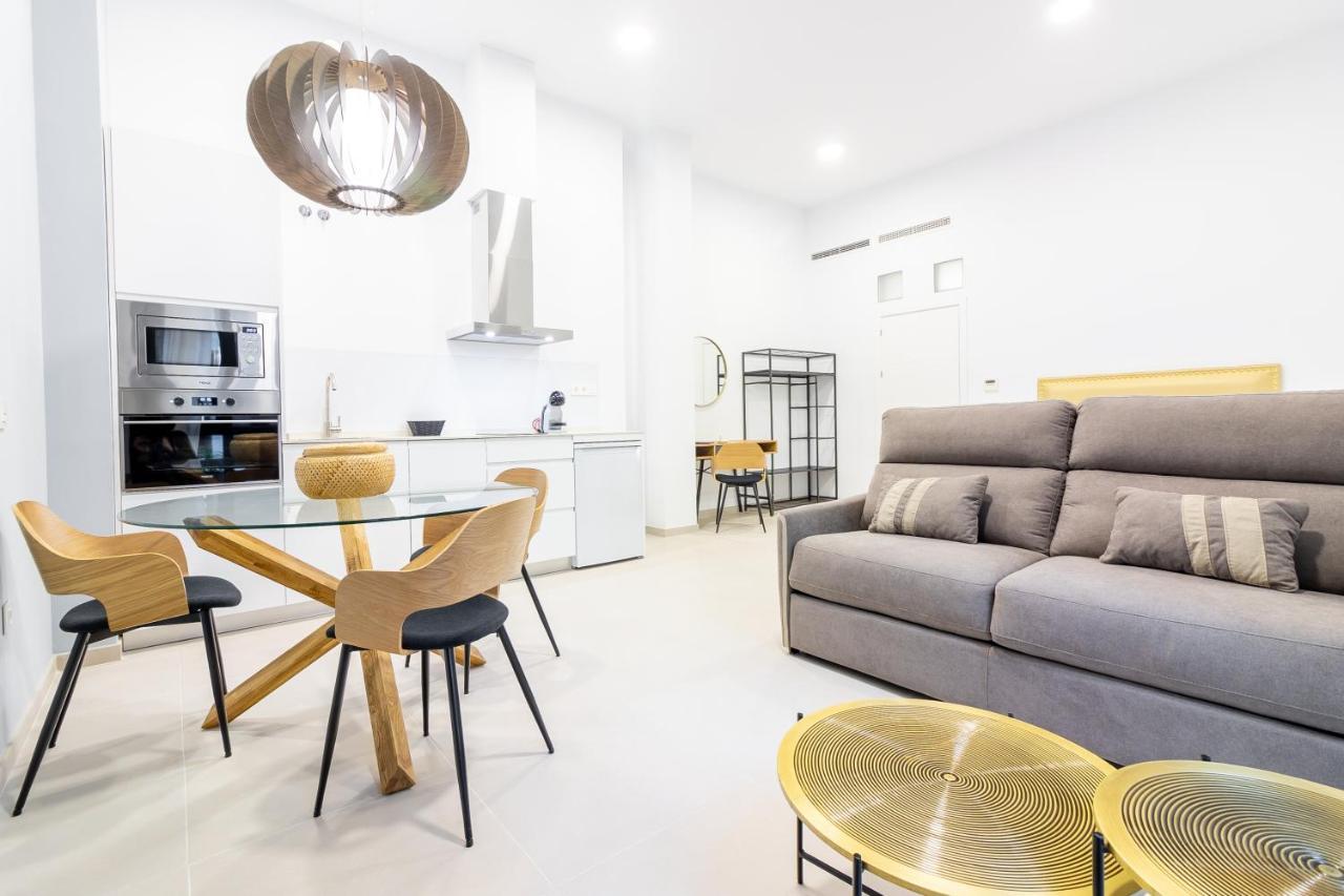 Center Flat Mariblanca 12 Sun & Terrace Boutique Appartamento